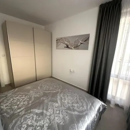 Premium Ferienwohnung Sweti Wlas Polarstar Beach Luxury Apartment 150 M Zum Strand Pool 2 Schlafzimmer Und Wohnkueche Meeresblick Google Tv Bis Zu 6 Personen דירה *