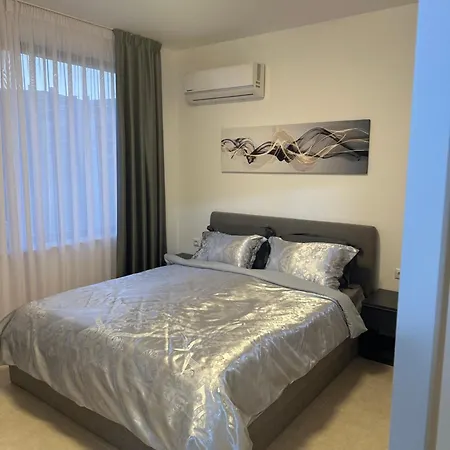 Premium Ferienwohnung Sweti Wlas Polarstar Beach Luxury Apartment 150 M Zum Strand Pool 2 Schlafzimmer Und Wohnkueche Meeresblick Google Tv Bis Zu 6 Personen דירה *