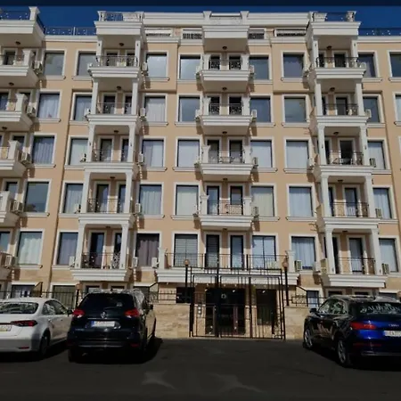 Premium Polarstar Luxury 150 M Zum Pool 3 Balkone Meeresblick Google Tv Bis Zu 6 Personen דירה