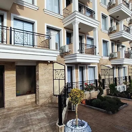 Premium Ferienwohnung Sweti Wlas Polarstar Beach Luxury Apartment 150 M Zum Strand Pool 2 Schlafzimmer Und Wohnkueche Meeresblick Google Tv Bis Zu 6 Personen דירה *
